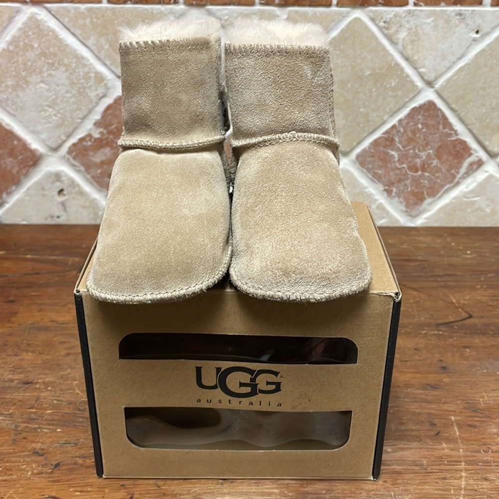 UGG - Erin Booties